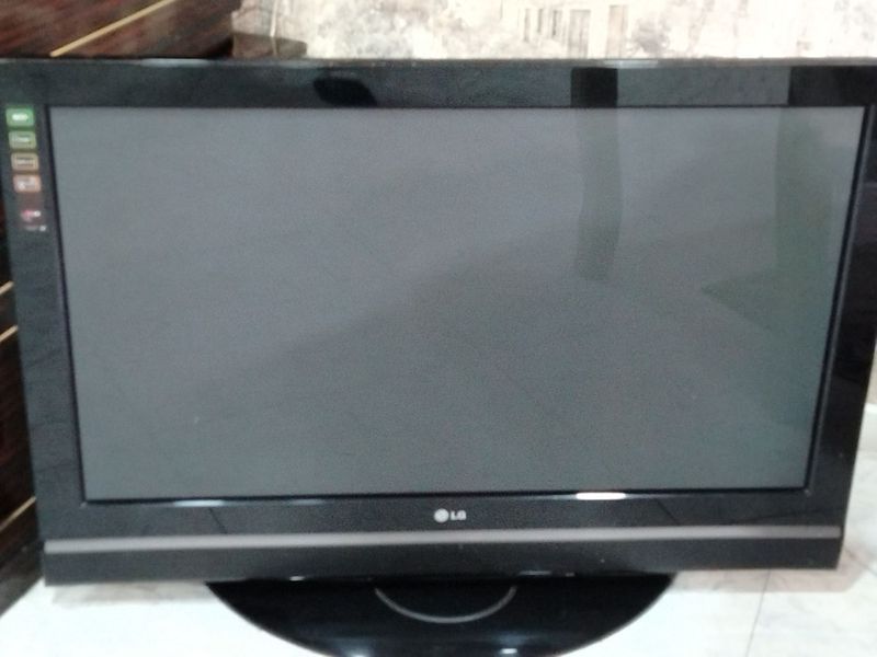 LG телевизор 43.