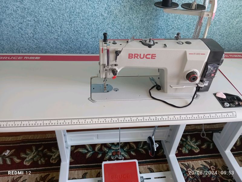 BRUCE Tikish mashinka va averlog sotiladi srochno. BRUCE Tikish mashinka va averlog sotiladi srochno.