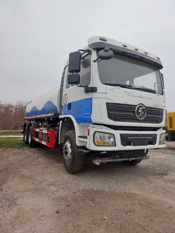 VODOVOZ 10 куб 15 куб 20 куб марка SHACMAN VODOVOZ 10 куб 15 куб 20 куб марка SHACMAN