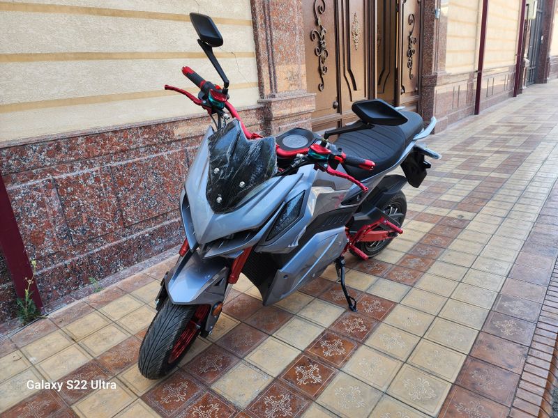 Электро байк. новый. 2025г .3000w. макс разгон 70+.запас хода 65+км. Электро байк. новый. 2025г .3000w. макс разгон 70+.запас хода 65+км.