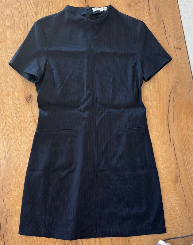 Платье Zara Платье Zara