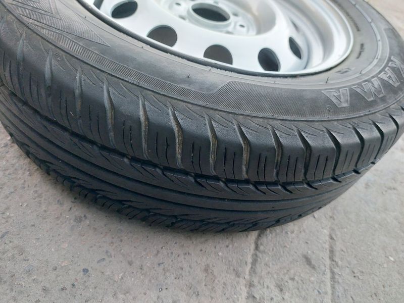 14 R Lada kalina diska balon 4 ta 14 R Lada kalina diska balon 4 ta