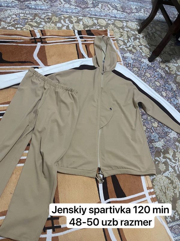 Женская спортивка Женская спортивка