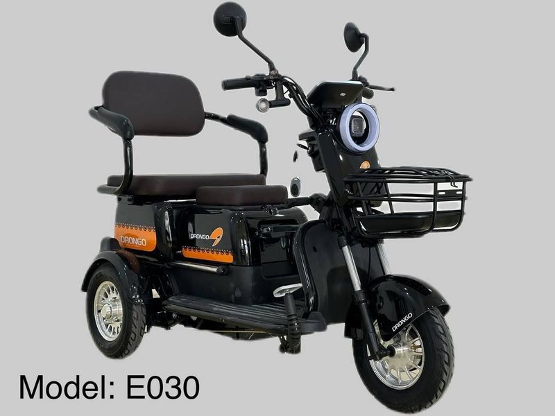 DRONGO dan 3 g'ildirakli elektroskuter. Akkumulyator: 60V-20Ah Yurish DRONGO dan 3 g'ildirakli elektroskuter. Akkumulyator: 60V-20Ah Yurish