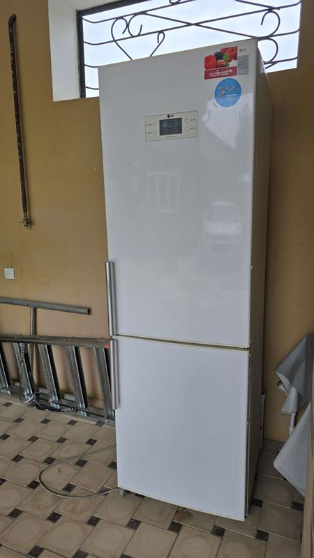 Холодильник LG БУ Холодильник LG БУ