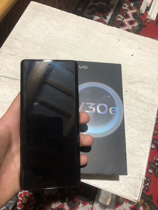 Vivo v30 e 8+8/256 Vivo v30 e 8+8/256
