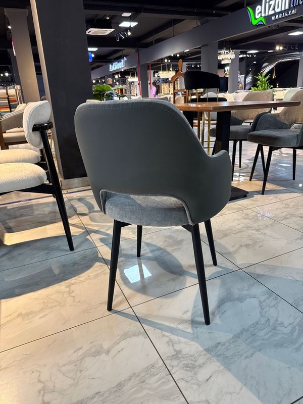Stul aylanadigan Bugatti