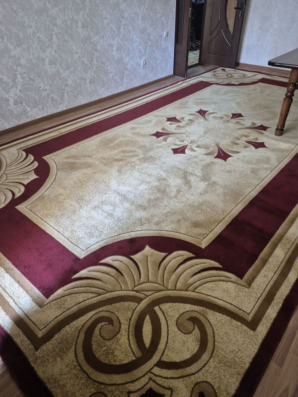 Ковер продам размер 3×5.58 Ковер продам размер 3×5.58
