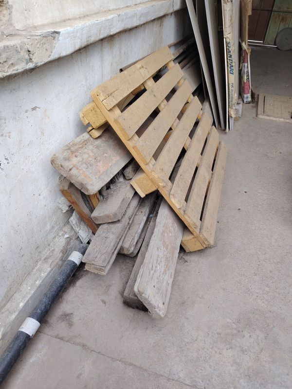 Продам половые доски и дрова пинки Продам половые доски и дрова пинки