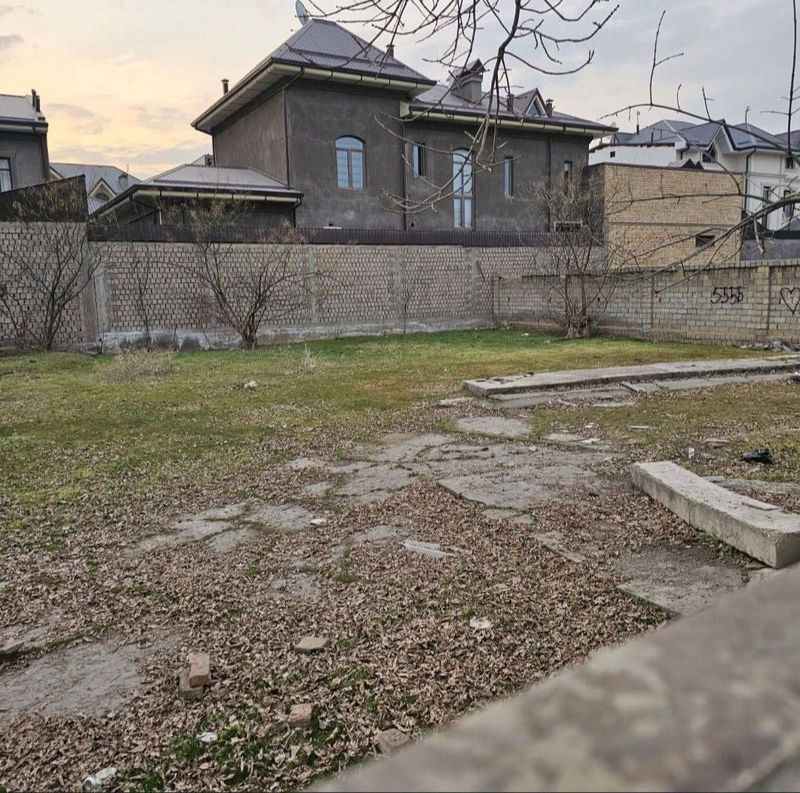 Продаётся земельный участок первая линия, Яшнабадский район 8-соток Продаётся земельный участок первая линия, Яшнабадский район 8-соток