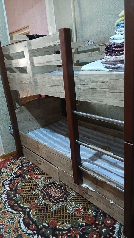 ikki. etaj kravat sotiladi axvoli yaxshi ikki. etaj kravat sotiladi axvoli yaxshi