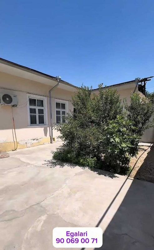 Uchastka sotiladi Uchastka sotiladi