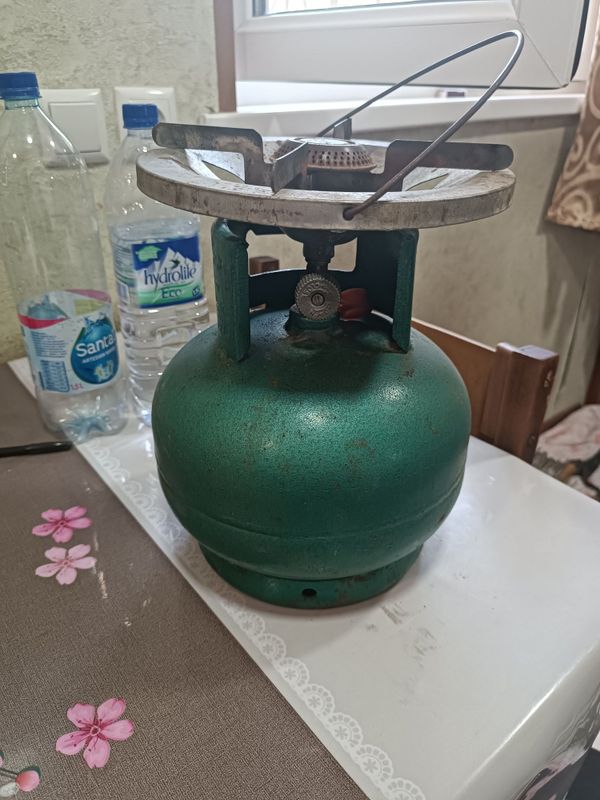 Туристический газовый балон Туристический газовый балон
