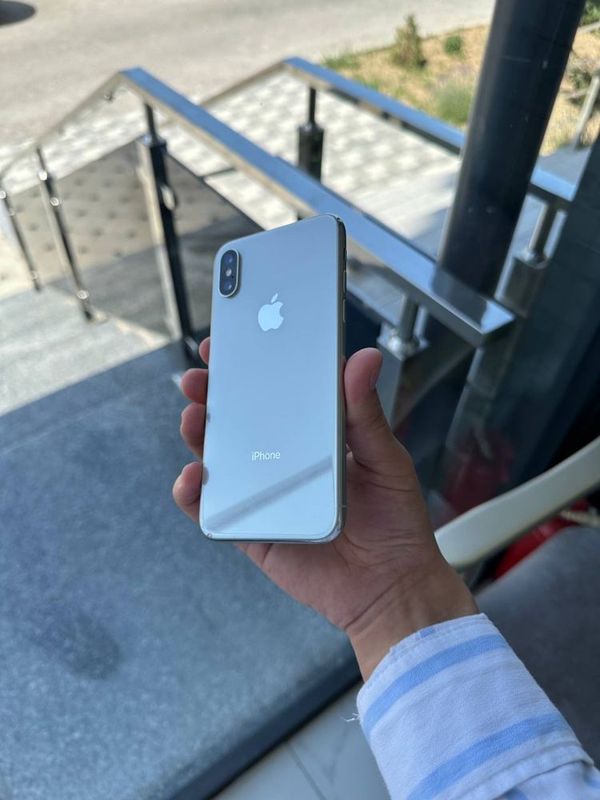 Iphone xs sotiladi Iphone xs sotiladi