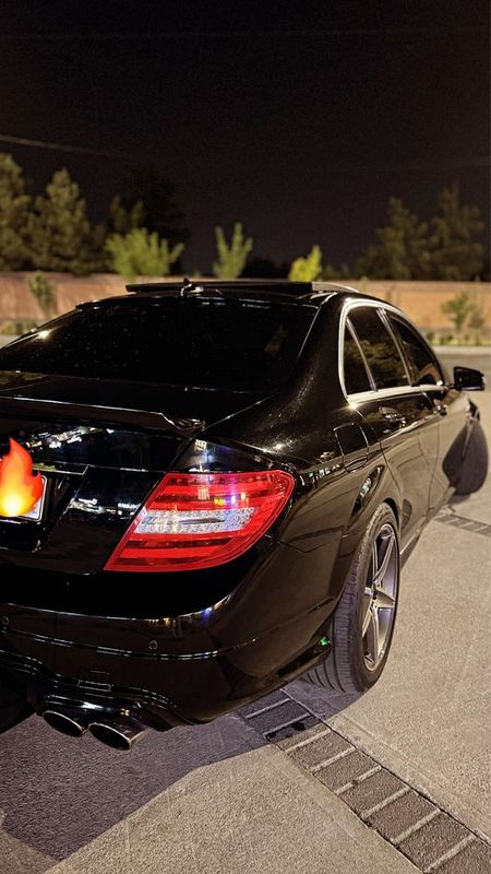 Mercedes benz w204 c300