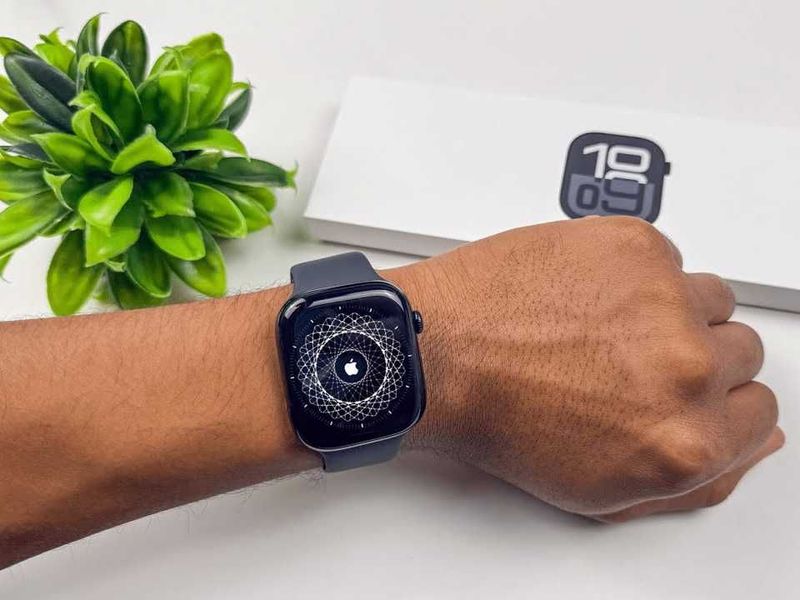 ПРОДАМ Apple Watch Series 10 / 46MM Jet Black. Состояние НОВОЕ.