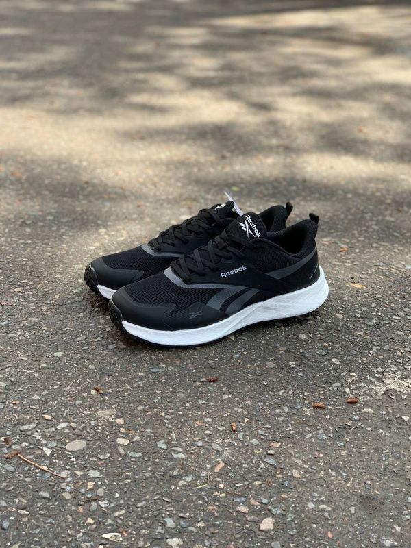 REEBOK BOOST Classic . REEBOK BOOST Classic .