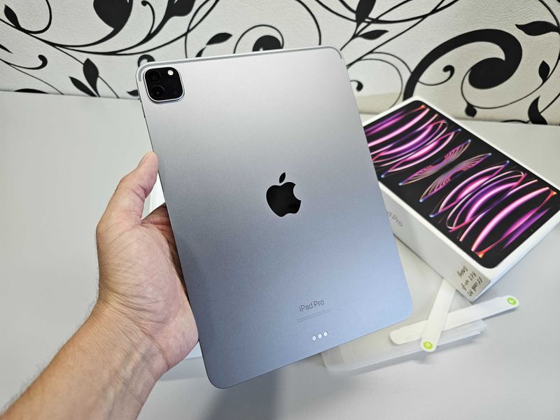 ПРОДАМ iPad Pro 11 M2 (4-поколения) 512GB WiFi. Практический НОВОЕ. ПРОДАМ iPad Pro 11 M2 (4-поколения) 512GB WiFi. Практический НОВОЕ.