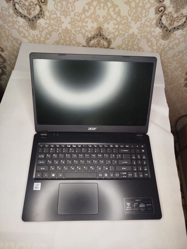 Acer Aspire intel Core i5 1035G, 8/256 SSD батарея 3 часа, как новый Acer Aspire intel Core i5 1035G, 8/256 SSD батарея 3 часа, как новый