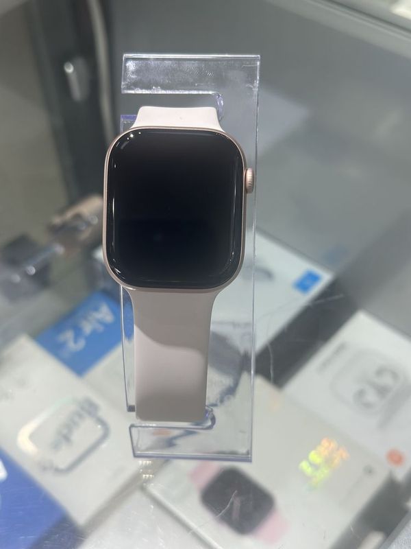 Watch 10/ 46 Rose Gold orgimal Watch 10/ 46 Rose Gold orgimal