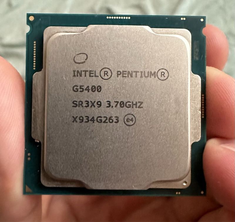 процессор intel pentium g5400