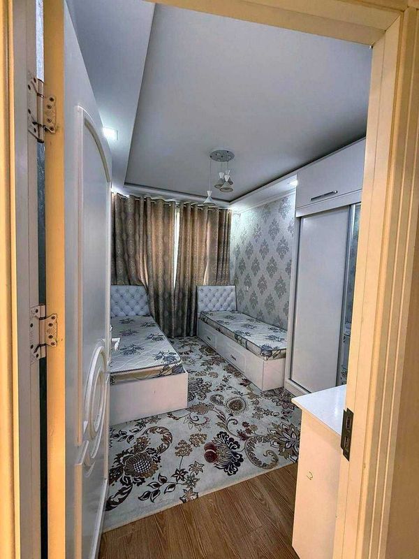 СРОЧНО Сдаётся кв Фархадский 2-ком/2/5 ро-н Чиланзар-10 кв 240* СРОЧНО Сдаётся кв Фархадский 2-ком/2/5 ро-н Чиланзар-10 кв 240*