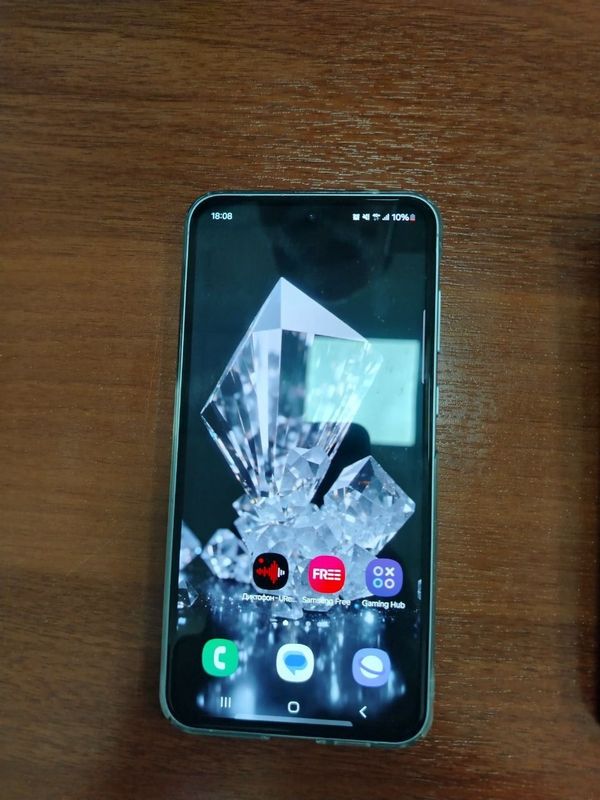 Samsung A55,5G,ideal xolatda,ochilmagan yangi.