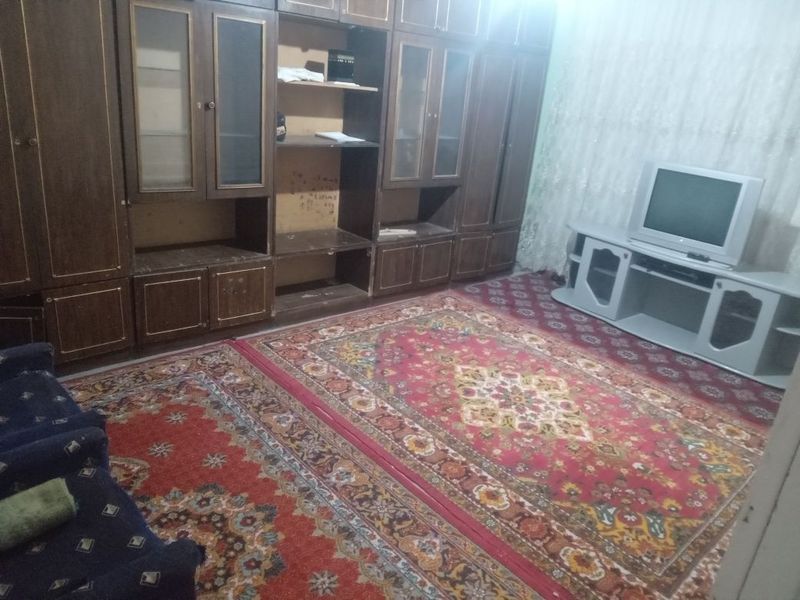 4 микрорайона 3 хонали квартира факат оилалиларга ижарага берилади 4 микрорайона 3 хонали квартира факат оилалиларга ижарага берилади
