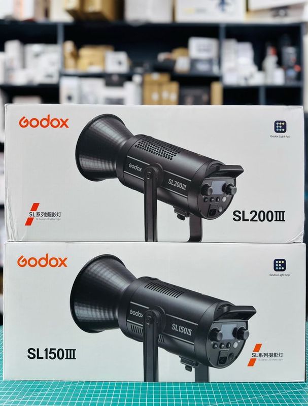 GODOX SL200III Bi-Color Led Video light — Лед лампа