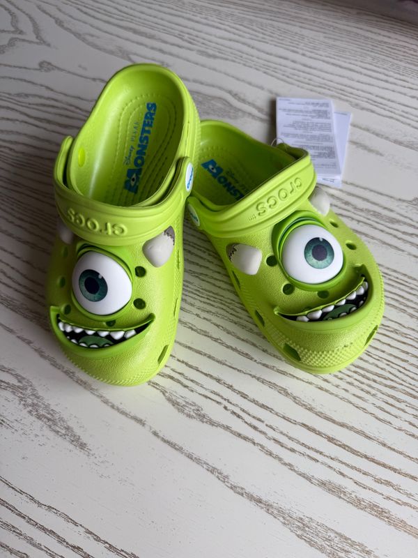 Кроксы ( crocs ) "Корпарация Монстров" Кроксы ( crocs ) "Корпарация Монстров"