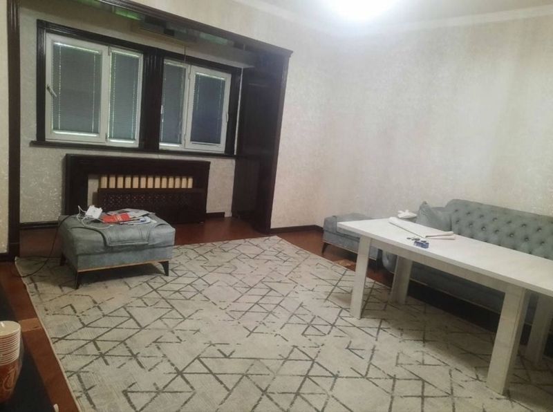 Квартира на С.Азимова 2/3/9 общ пл 60м с обстановкой Квартира на С.Азимова 2/3/9 общ пл 60м с обстановкой