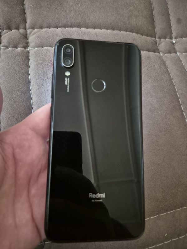 Redmi note 7 4+64 GB Redmi note 7 4+64 GB