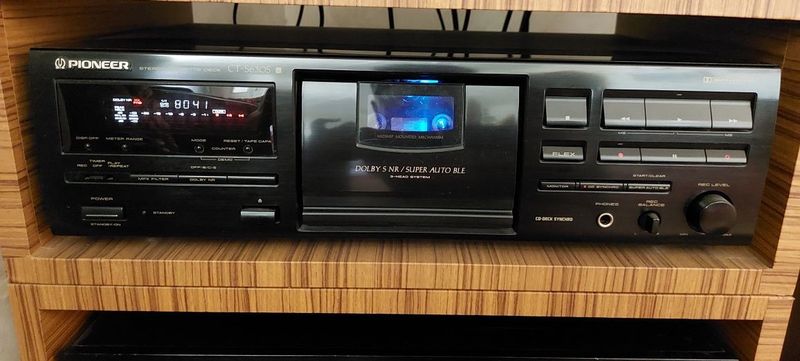 Продам кассетную деку Pioneer ct-630s Продам кассетную деку Pioneer ct-630s