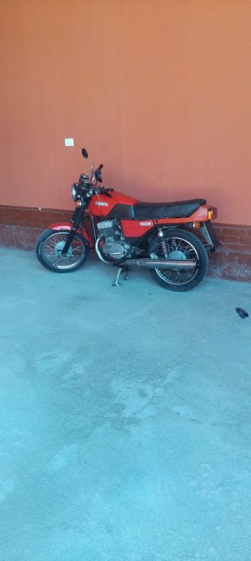 Motosikl Jawa / Yava Motosikl Jawa / Yava