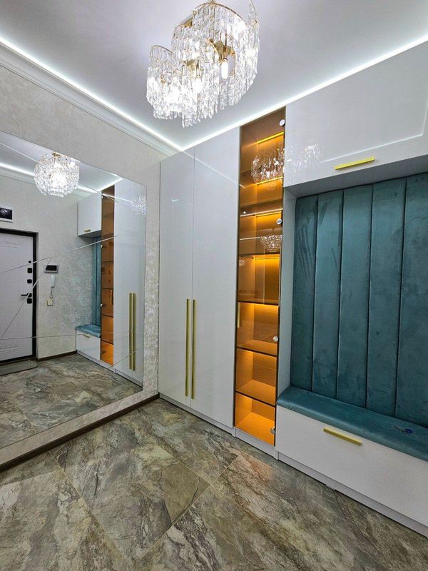 продам яккасарай район трёх комнатная