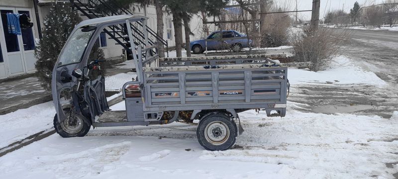 Elektro motosikl (MURAVEY) sotiladi