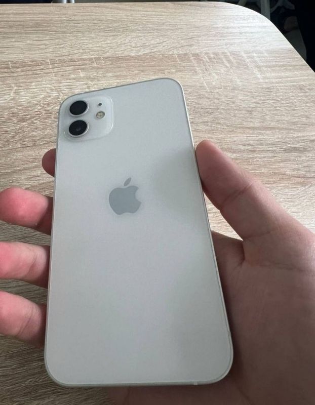 Iphone 12 yaxahi holata Iphone 12 yaxahi holata