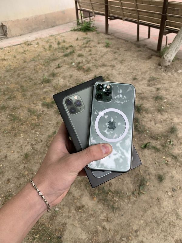 Iphone 11 pro 256gb srocna Iphone 11 pro 256gb srocna