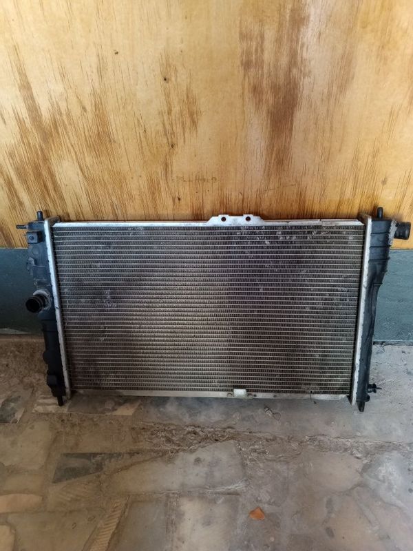 Radiator sotiladi NEXIA 1,2 ga tugri keladi