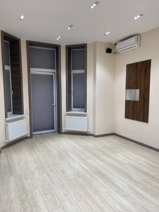 Федорович( Амира Тимура ул.) Помещение вдоль дороги 55м2 Федорович( Амира Тимура ул.) Помещение вдоль дороги 55м2