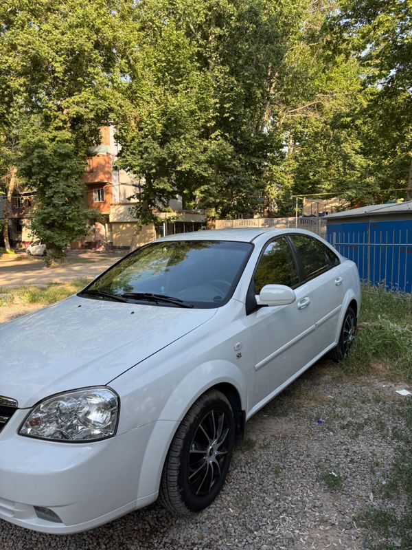 Продаётся Ласетти 1.8 Продаётся Ласетти 1.8