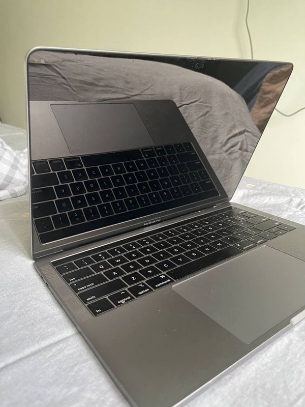 Macbook pro 2019 i5 Macbook pro 2019 i5