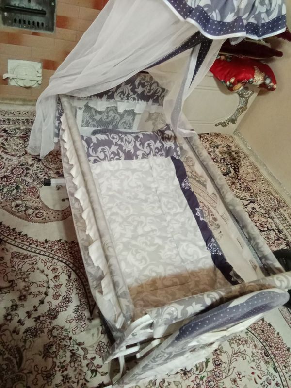 Belanchak holati yaxshi deyarli yengidey Belanchak holati yaxshi deyarli yengidey