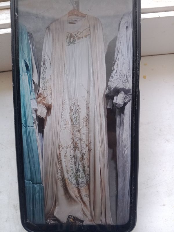 abaya bir marta kiyilgan , abaya bir marta kiyilgan ,