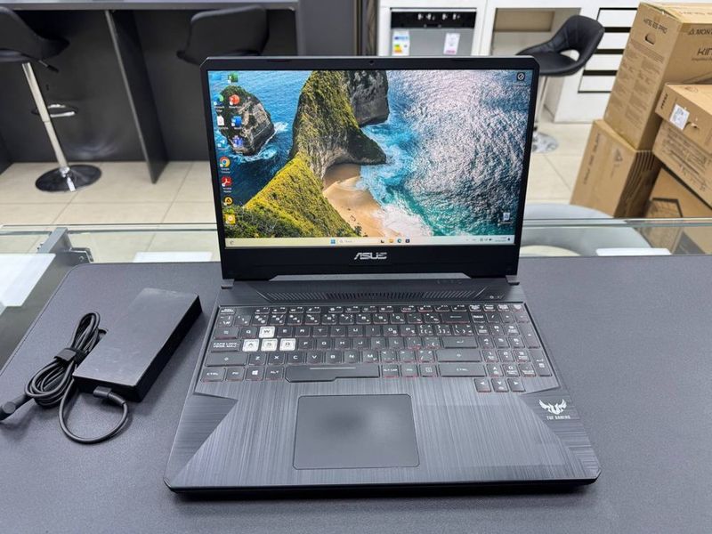 Asus tuf Gaming Core-i5 Gtx 1650-4gb Ozu-8 Ssd-256 15.6 ips Rgb-klava Asus tuf Gaming Core-i5 Gtx 1650-4gb Ozu-8 Ssd-256 15.6 ips Rgb-klava