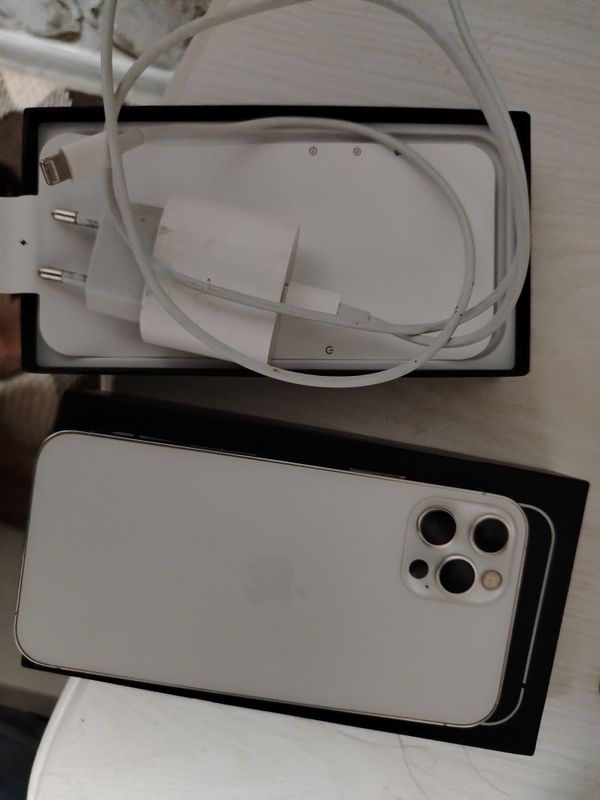 IPhone 12 pro 256 talik yomkis 88 IPhone 12 pro 256 talik yomkis 88