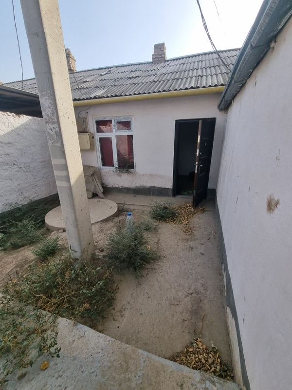 Uy sotiladi devyatka mantixona orqasi