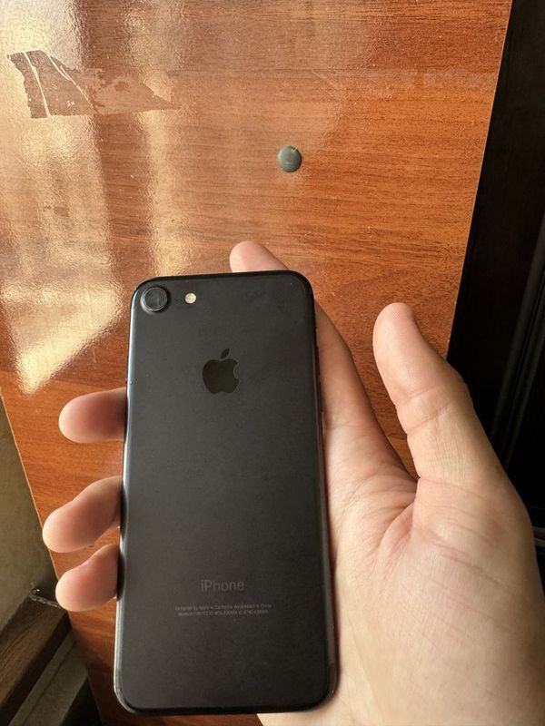 Iphone 7 128gb xotira