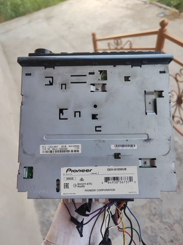 Pioneer mafon DEX-S1050UB 500.000 som Pioneer mafon DEX-S1050UB 500.000 som