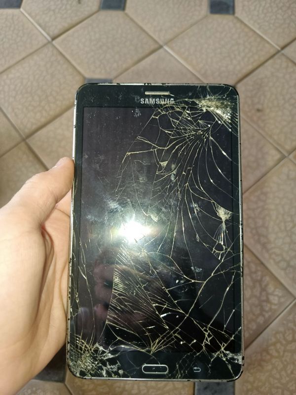 Samsung Galaxy tab 4 planshet. 70ming soʻm Samsung Galaxy tab 4 planshet. 70ming soʻm